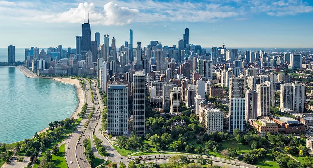Cost Of Living in Chicago for Students, Family Aug 2024